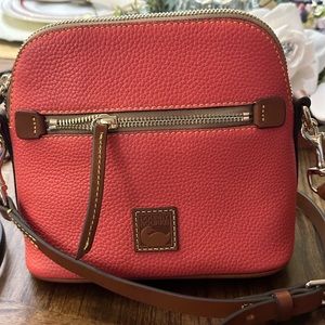 Small Dooney Crossbody Bag